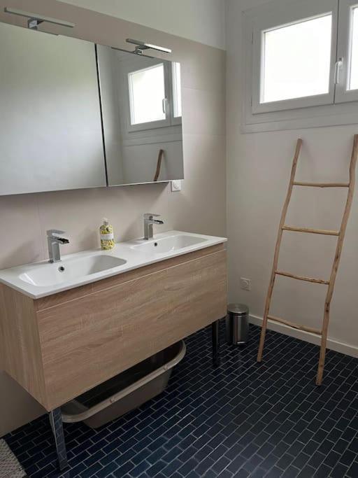 Maison Bretonne 7 Personnes Mellac Esterno foto