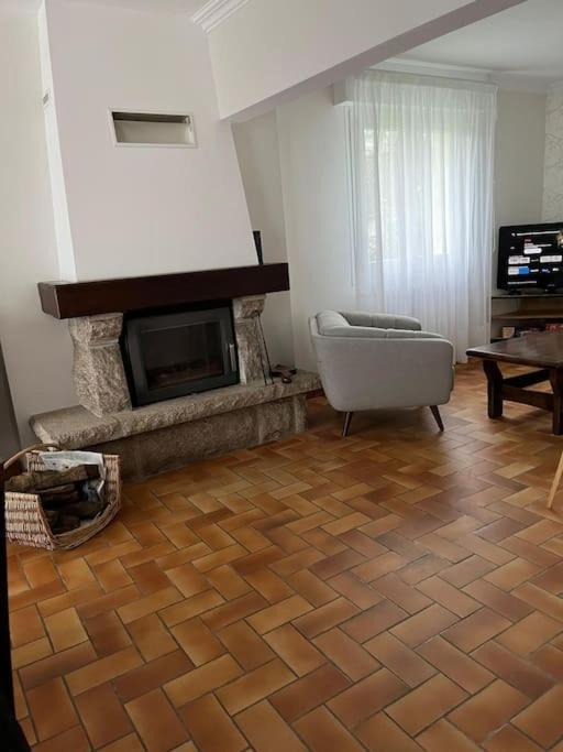 Maison Bretonne 7 Personnes Mellac Esterno foto